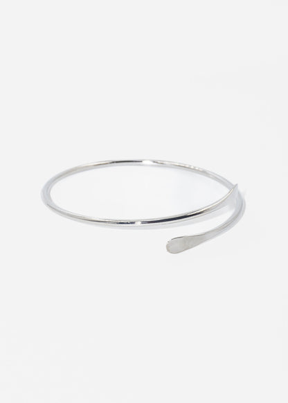 Brazalete entrelazado ajustable - brazo