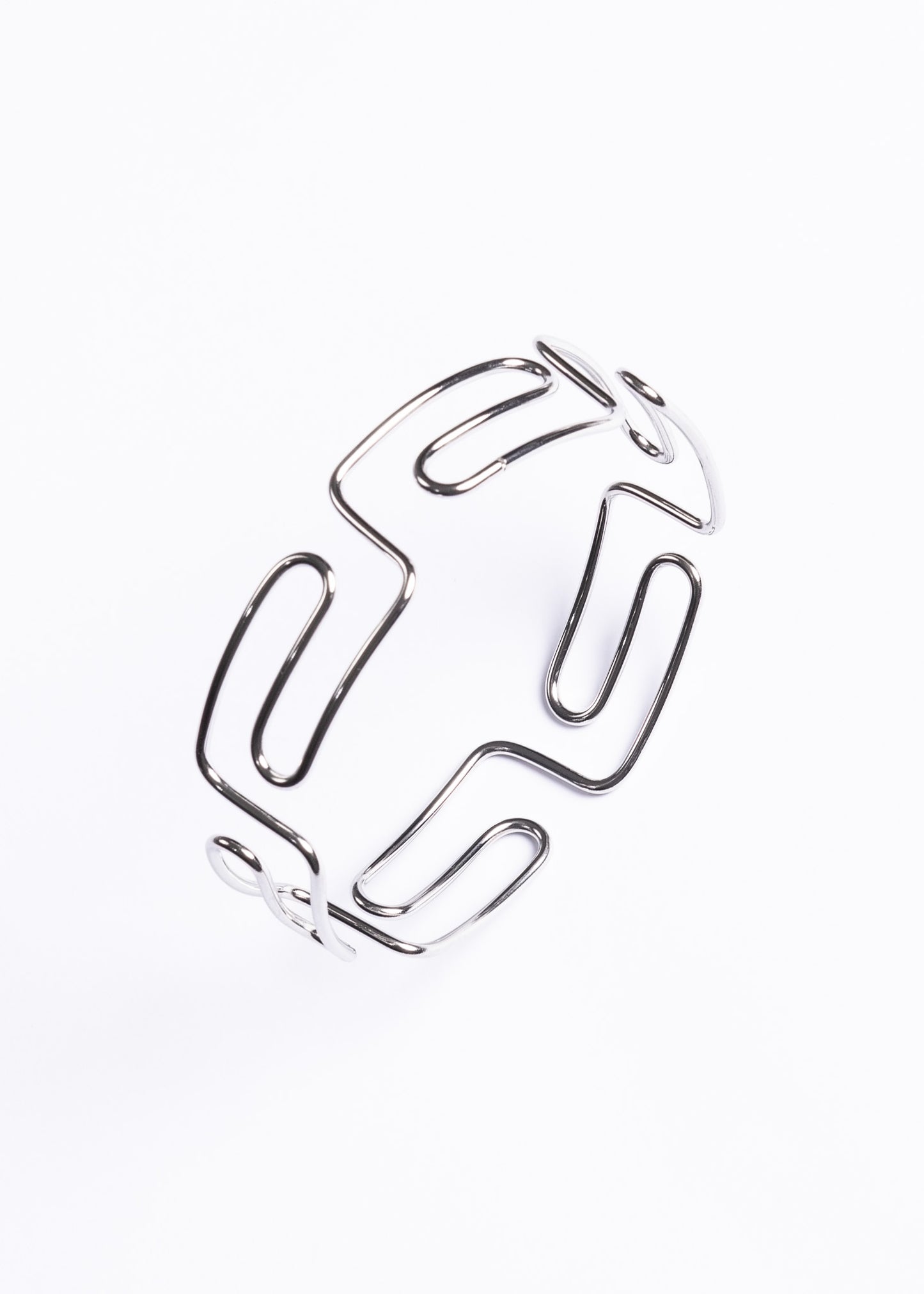 Brazalete guarda griega calado acero quirúrgico