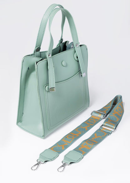 Cartera básica con correa