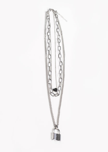 Cadena collar triple corazón y candado acero quirúrgico