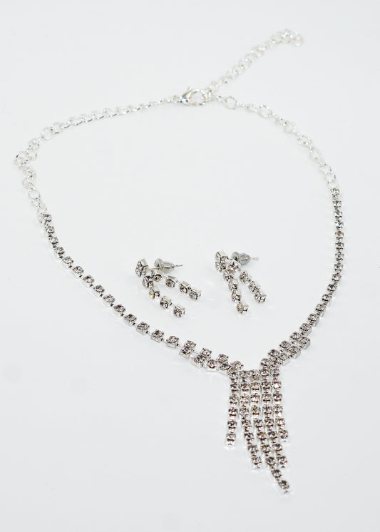 Conjunto strass collar y caravanas