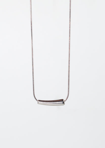 Cadena collar con dije barra ovalada acero quirúrgico