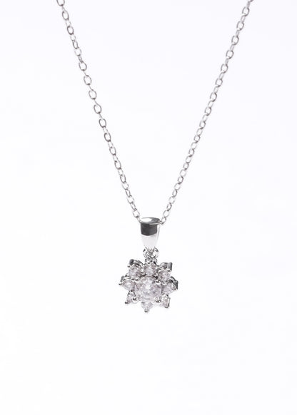 Collar flor zirconias - Acero quirúrgico enchapado en plata