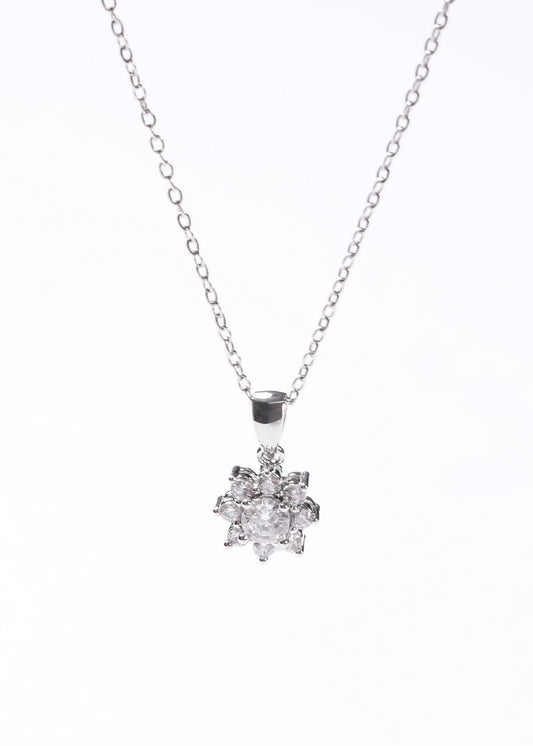 Collar flor zirconias - Acero quirúrgico enchapado en plata