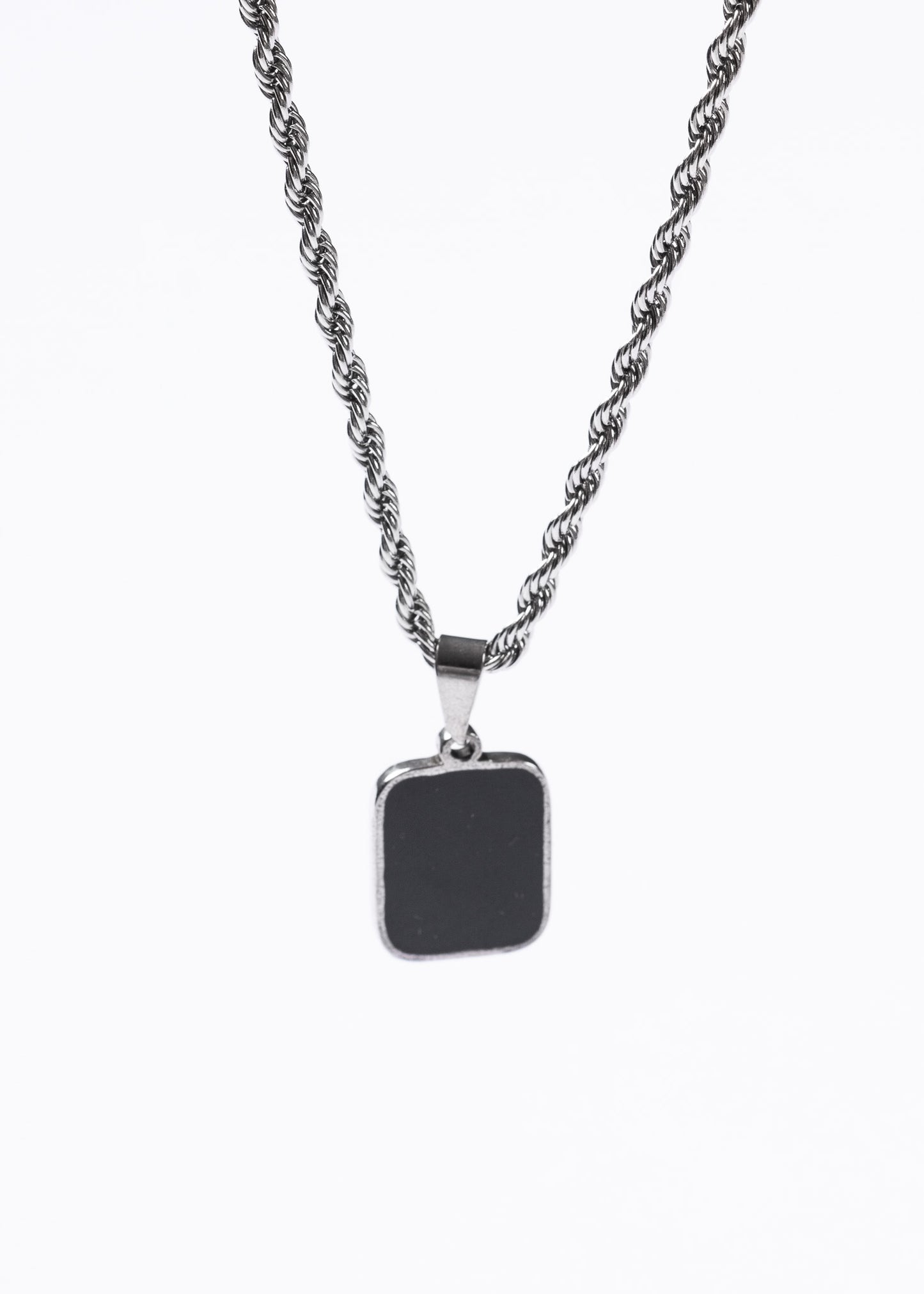 Cadena 60cm con dije placa negra acero quirúrgico