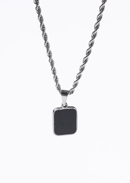 Cadena 60cm con dije placa negra acero quirúrgico