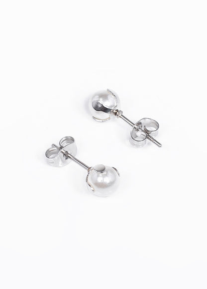 Caravanas perla blanca 6mm engarzada acero quirúrgico