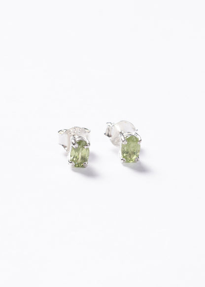 Caravanas oval peridoto 6mm plata 925