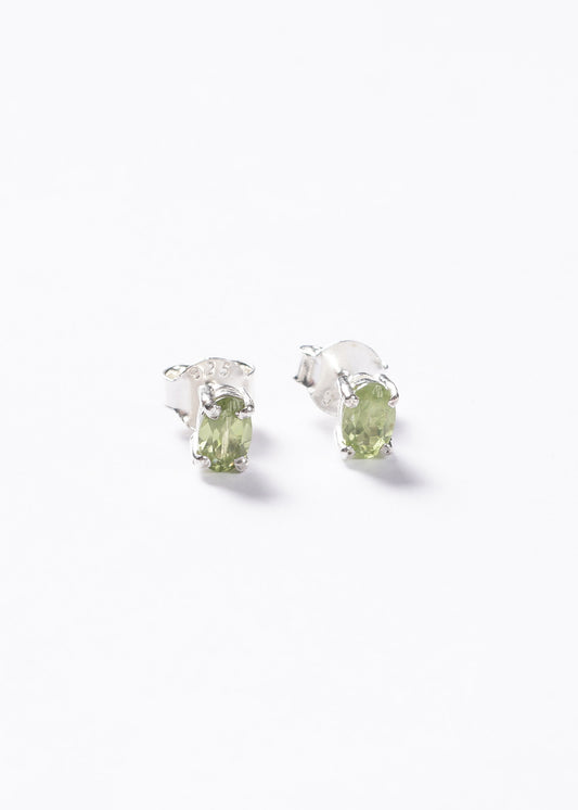 Caravanas oval peridoto 6mm plata 925