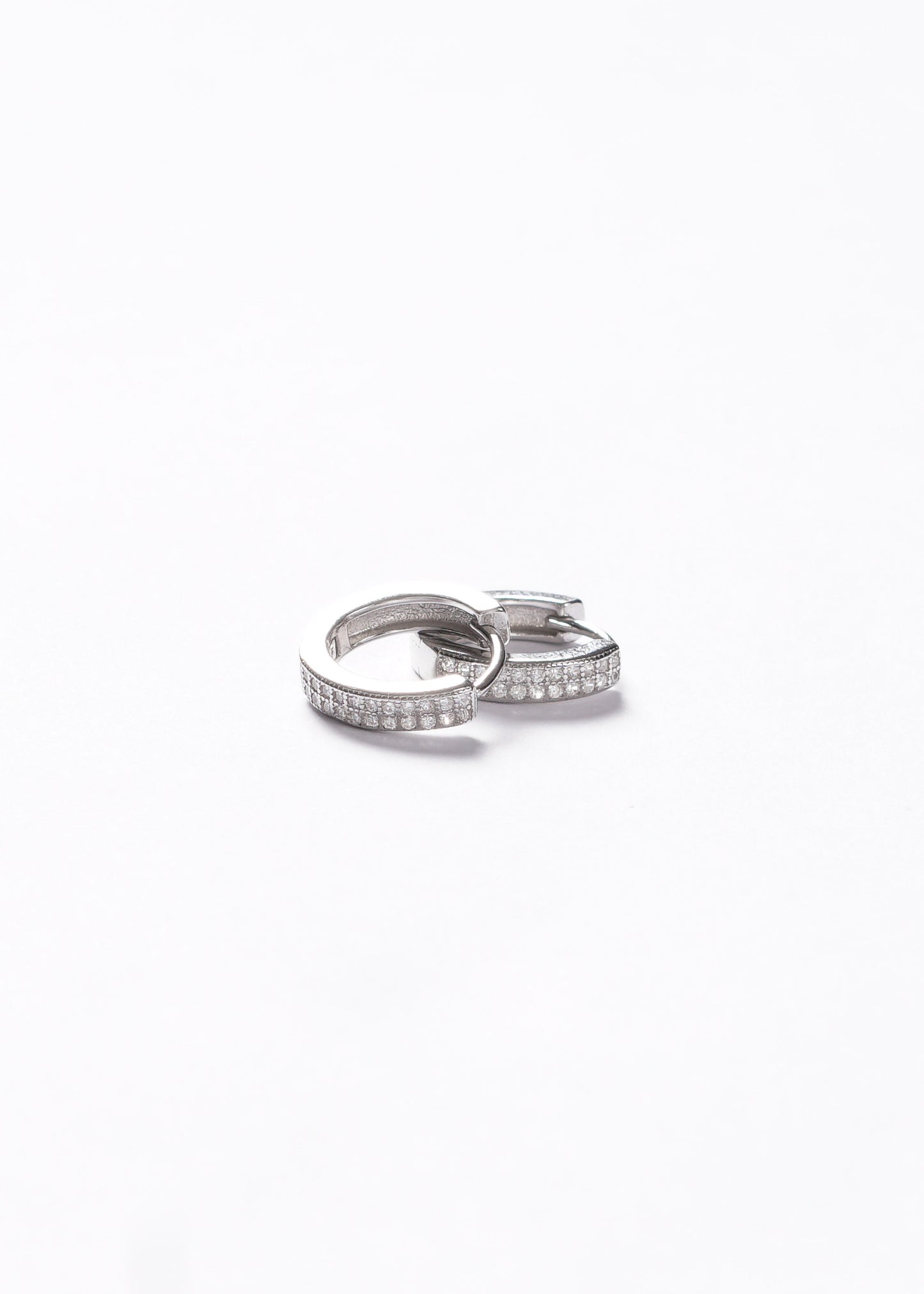 Caravanas aros huggies 13mm plata 925 & zirconias