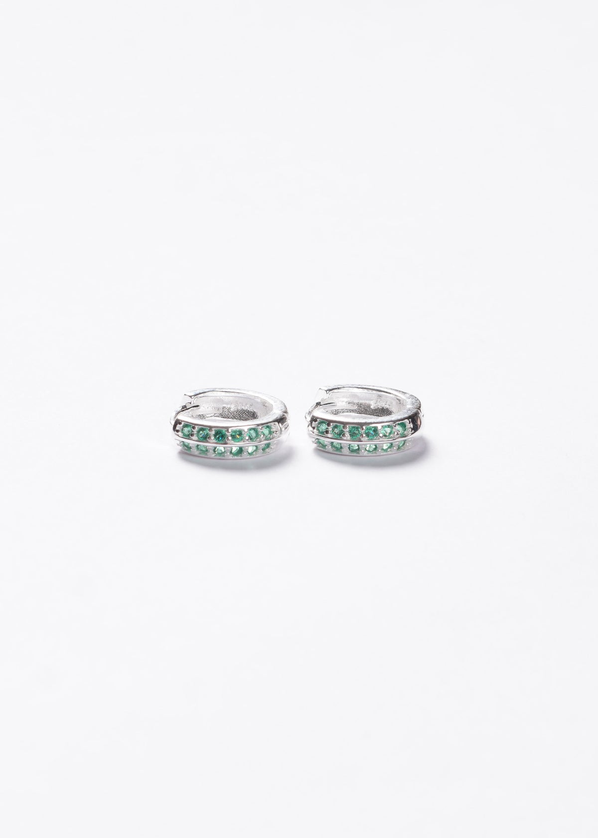 Caravanas aros huggies doble fila zirconia verde plata 925