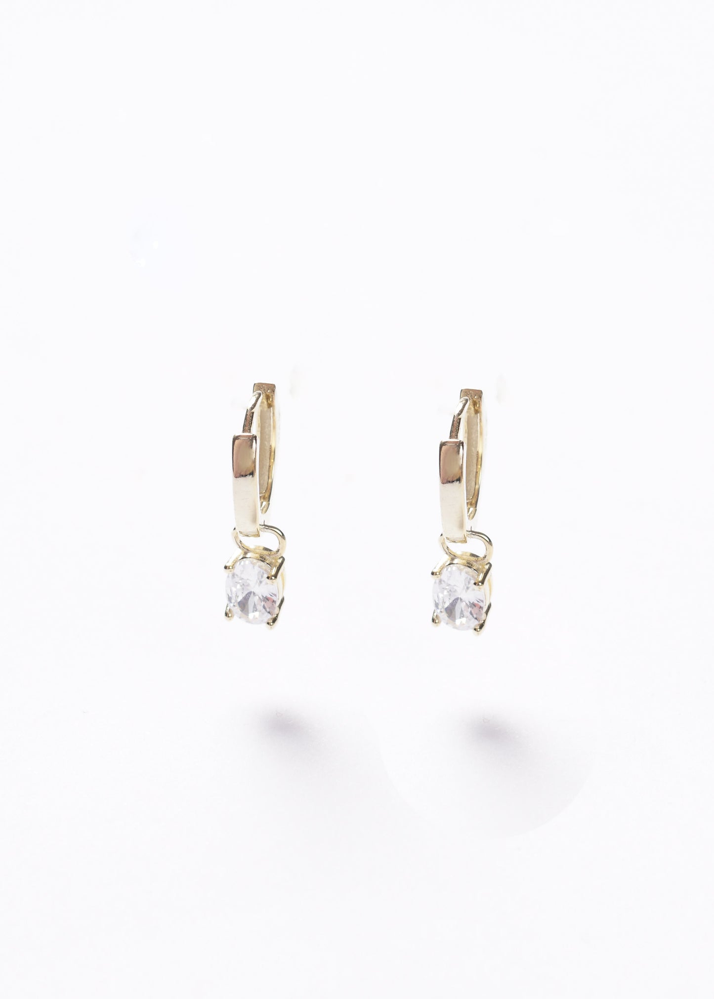 Caravanas aros clásicos punto luz oval Plata 925 & Baño de oro 18k