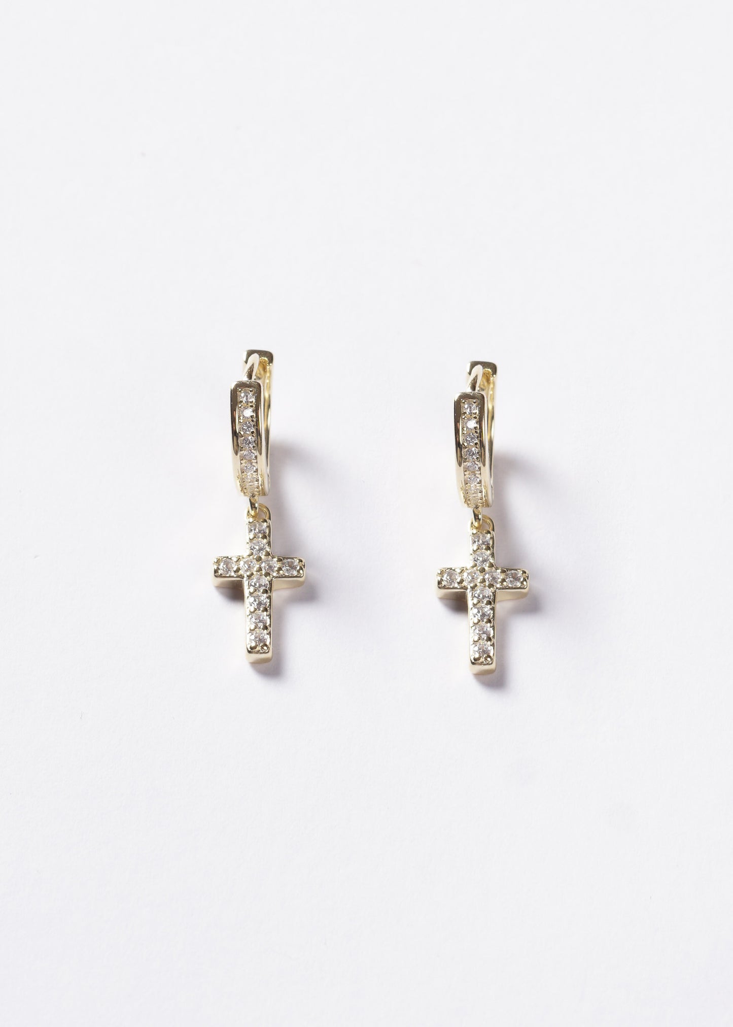 Caravanas aros huggies con dije cruz zirconias Plata 925 & Baño de oro 18k