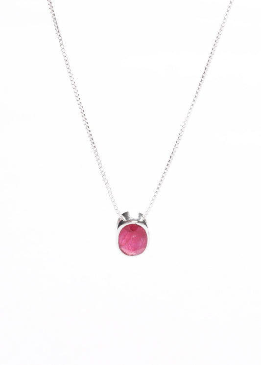 Cadena collar rubí oval plata 925 45cm - Amor y pasión