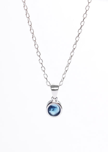 Cadena collar forcé con dije punto luz azul plata 925