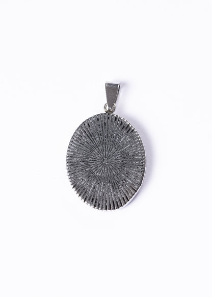 Dije Virgen María con niño Jesús 3x2.5cm acero quirúrgico