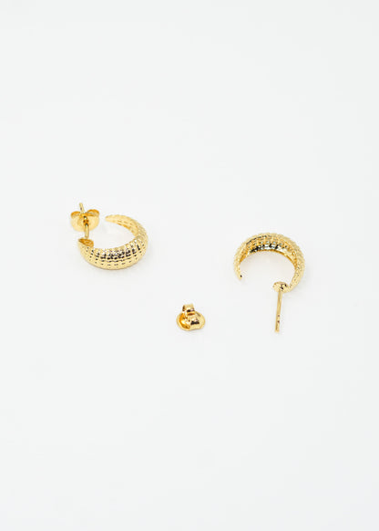 Caravanas aros texturizados baño en oro 18k