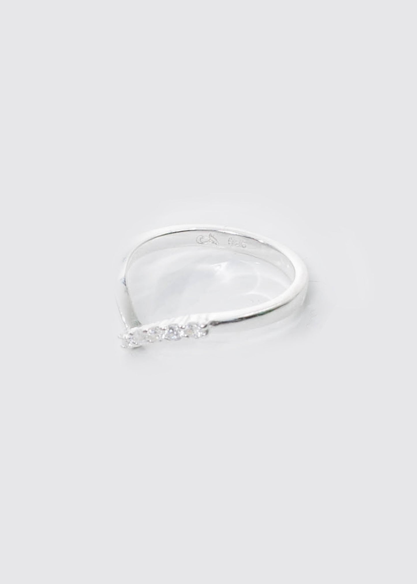 Anillo Valentino con zirconias plata 925