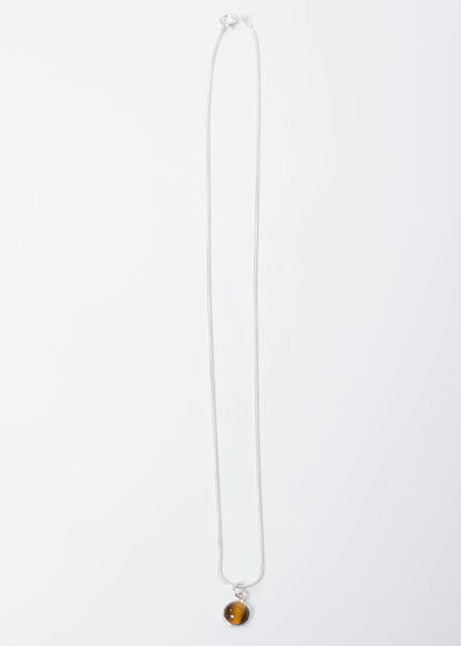 Cadena collar con dije ojo de tigre redondo plata 925