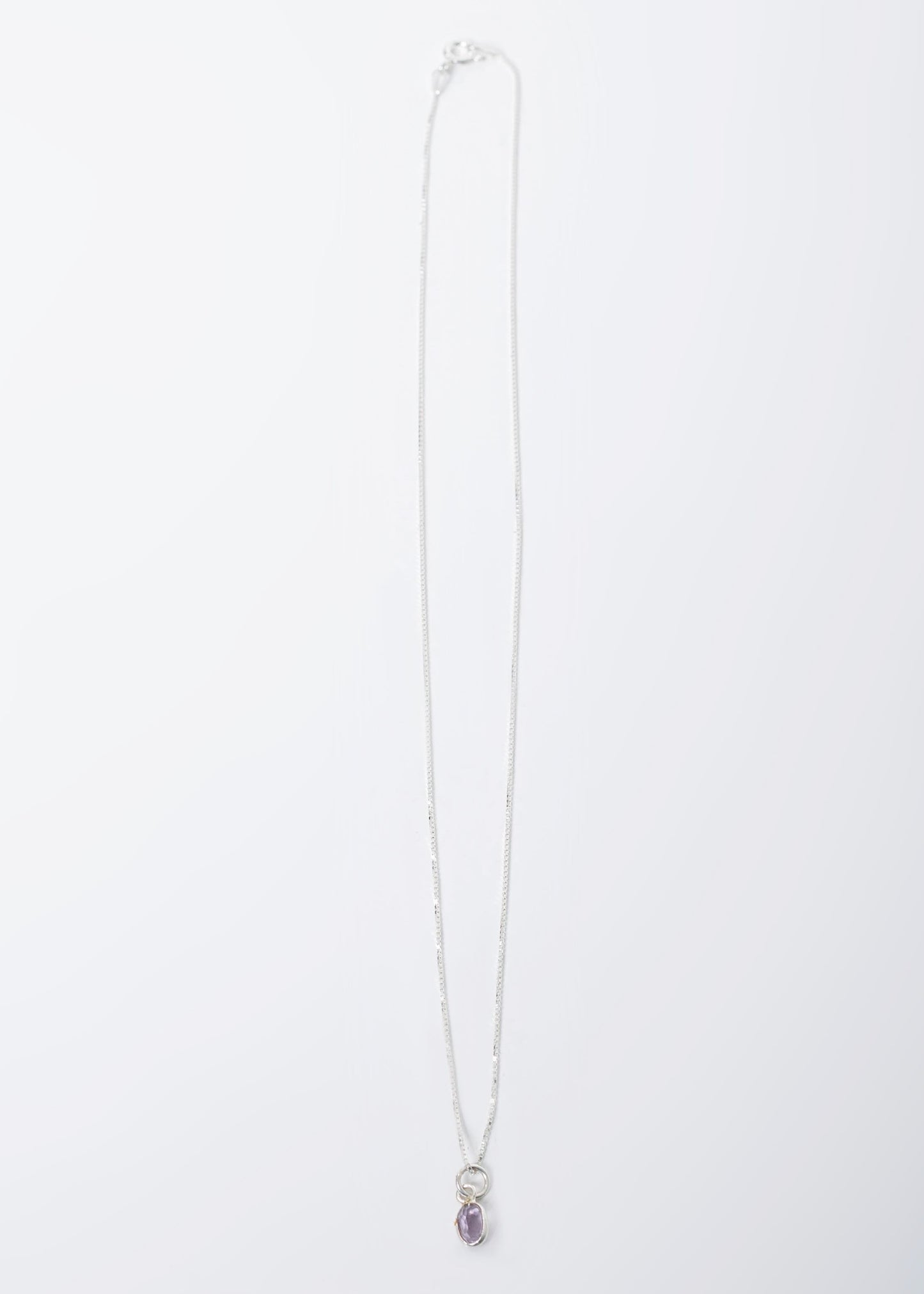 Cadena collar con dije amatista oval mini plata 925