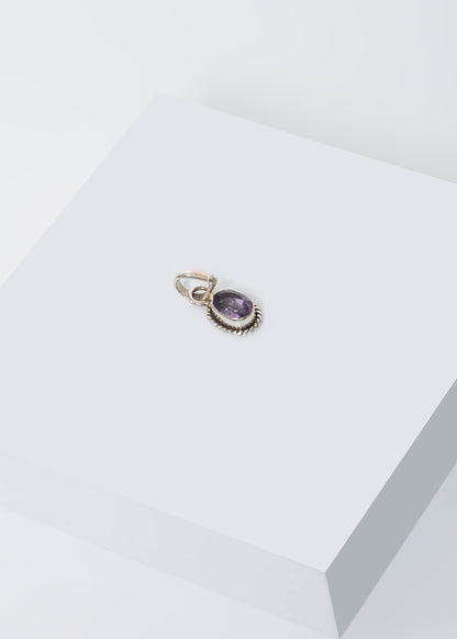 Dije amatista oval facetado plata 925