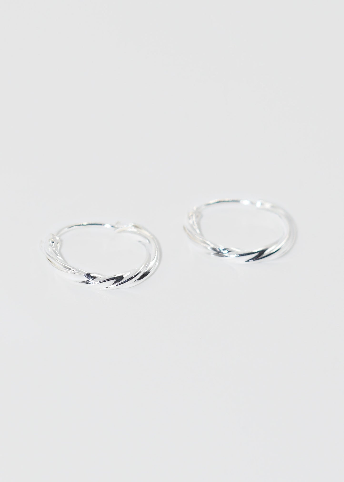Caravanas aros torneados 14mm plata 925