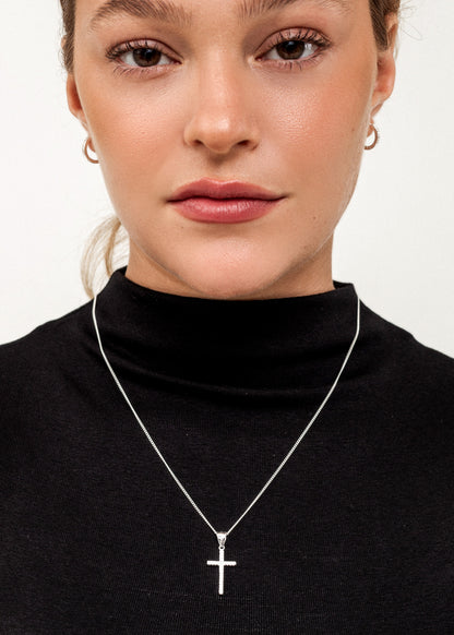 Cadena collar groumet con dije cruz zirconias plata 925