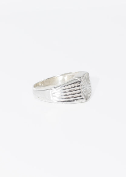 Anillo de mesa cincelado plata 925