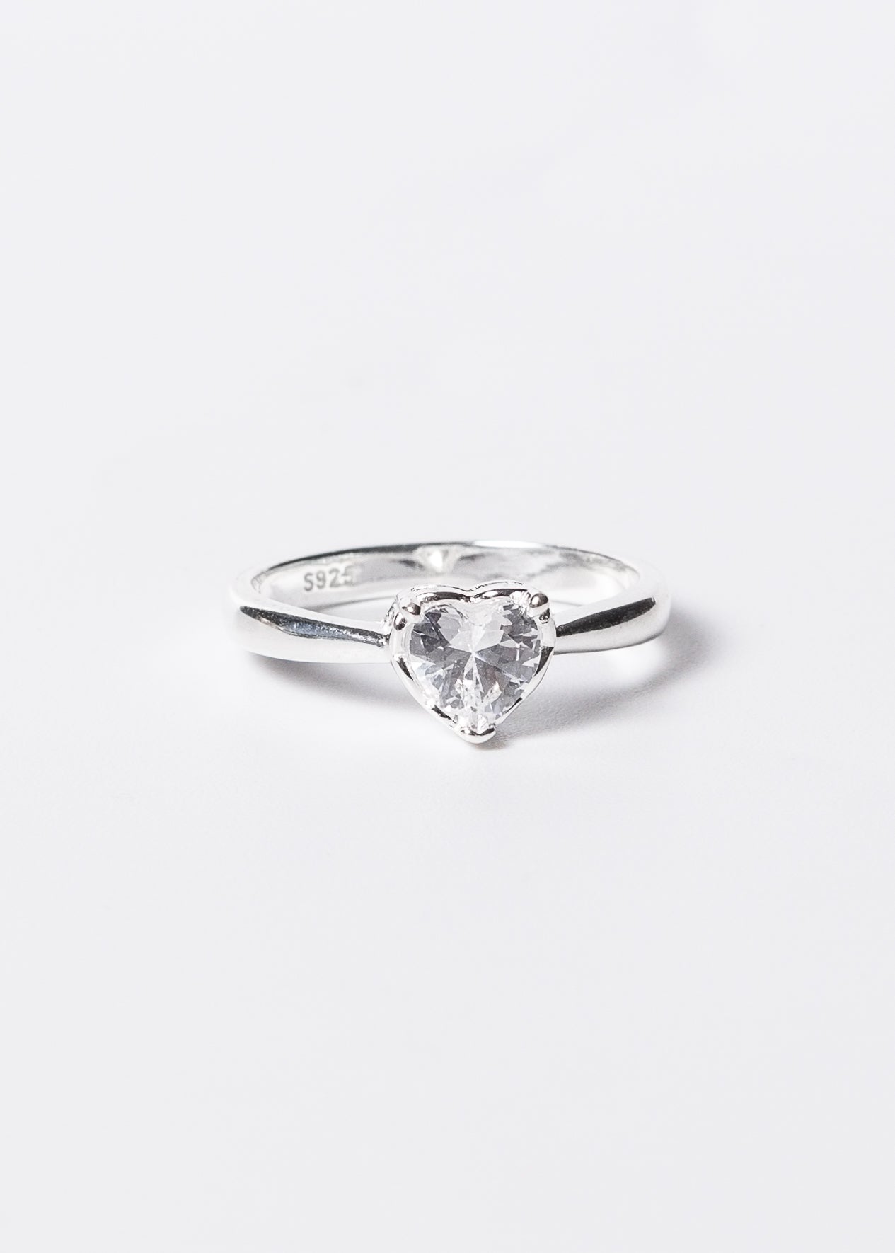 Anillo corazón 3 puntas zirconia plata 925
