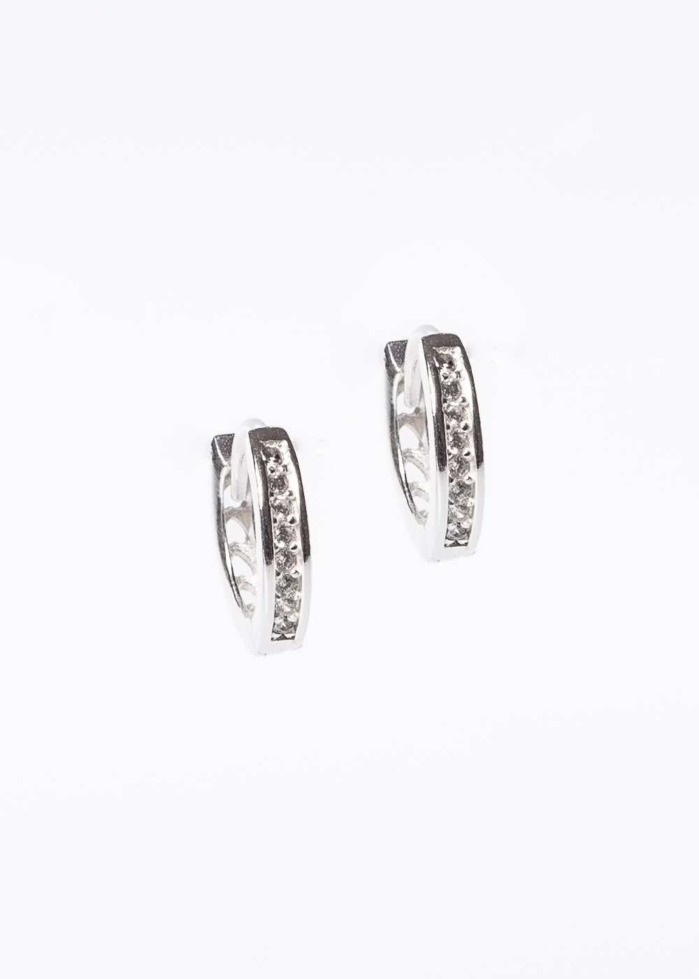 Aros huggies zirconias y corazones traseros plata 925