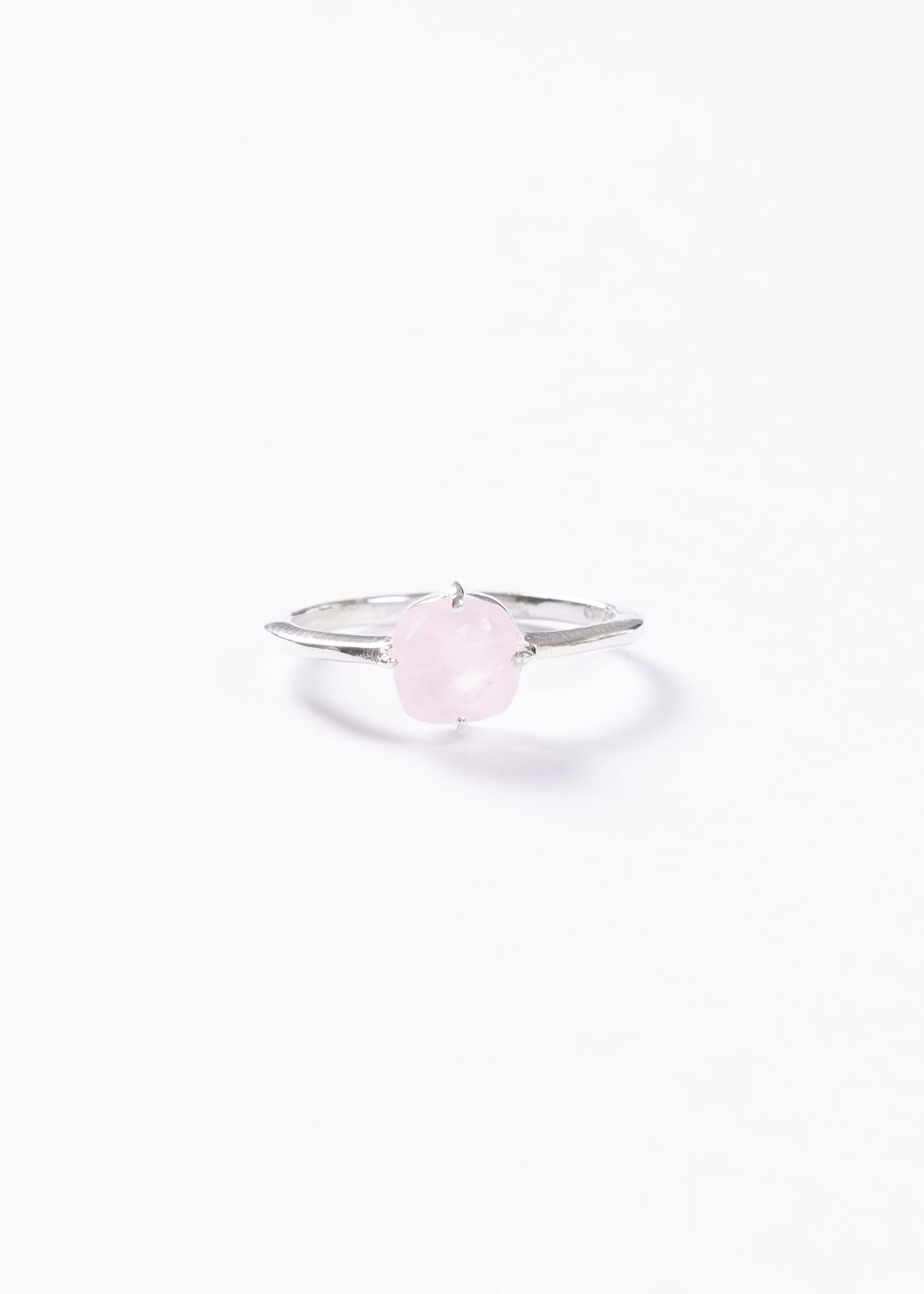 Anillo cintillo clásico cuarzo rosa plata 925 - Amor