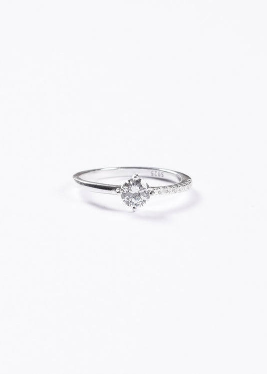 Anillo cintillo 4 puntas mitad zirconias plata 925