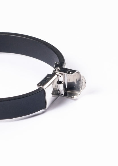 Pulsera malla goma negra labrado guarda griega - Acero inoxidable