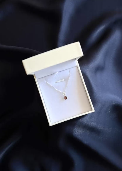 Cadena collar dije punto luz granate plata 925 - Confianza