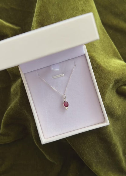 Cadena collar con dije granate esferas plata 925 - Confianza