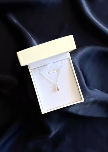 Cadena collar con dije gota granate mini plata 925 - Confianza